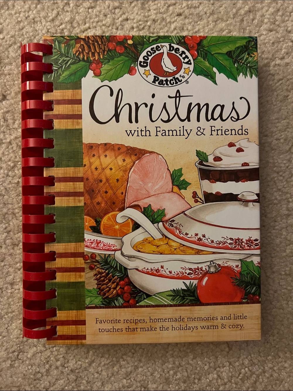 Gooseberry Patch Christmas with Family & Friends Cookbook - SFH